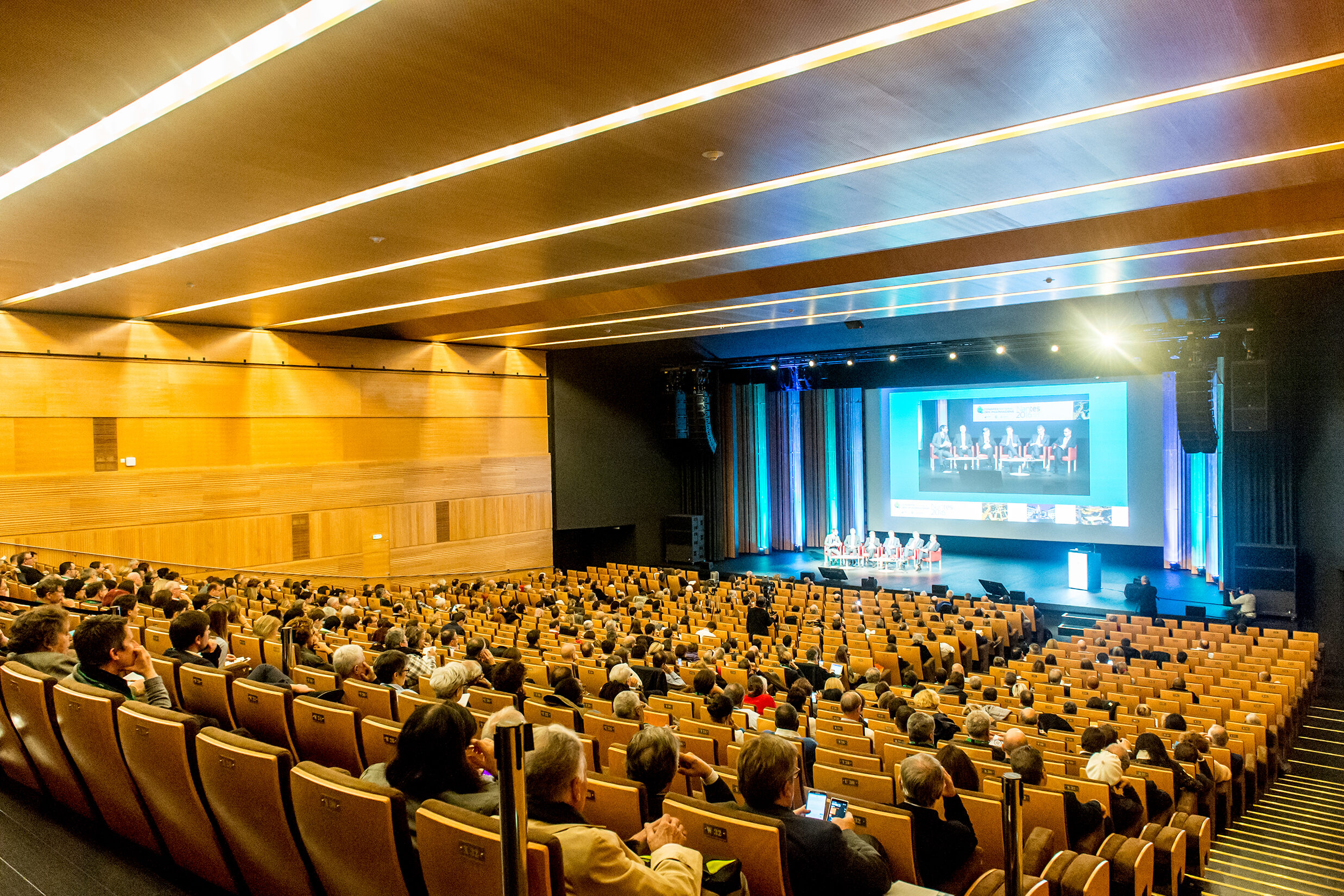 bureau des congrès nantes